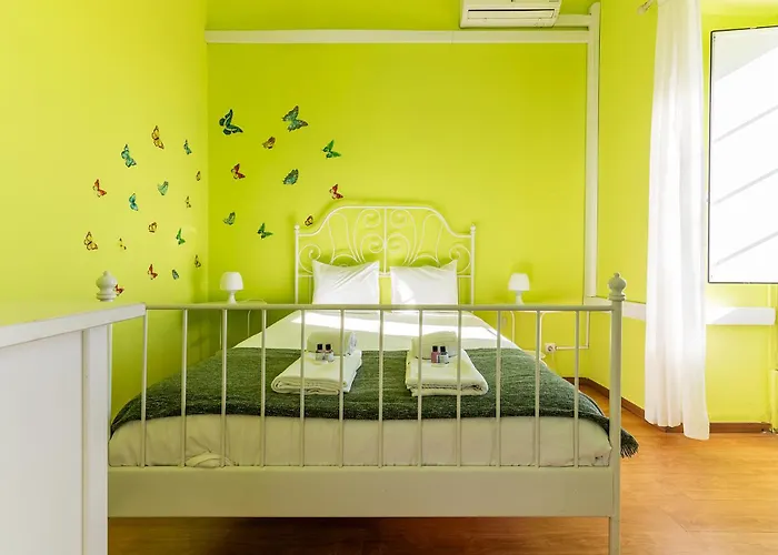 Alfama Santa Apolonia * Lisboa