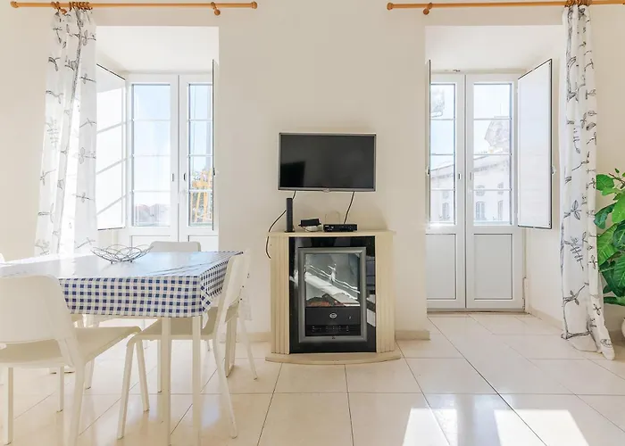 Alfama Santa Apolonia *