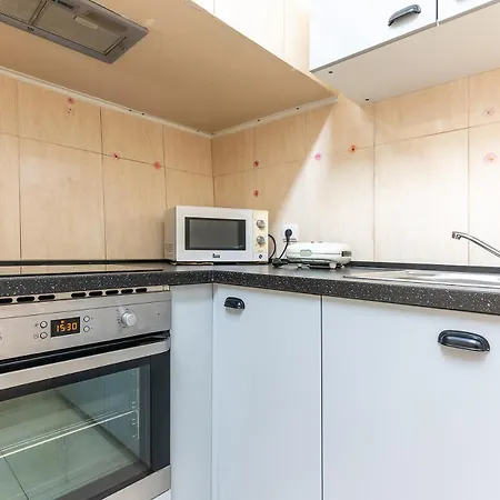 شقة Alfama Santa Apolonia *